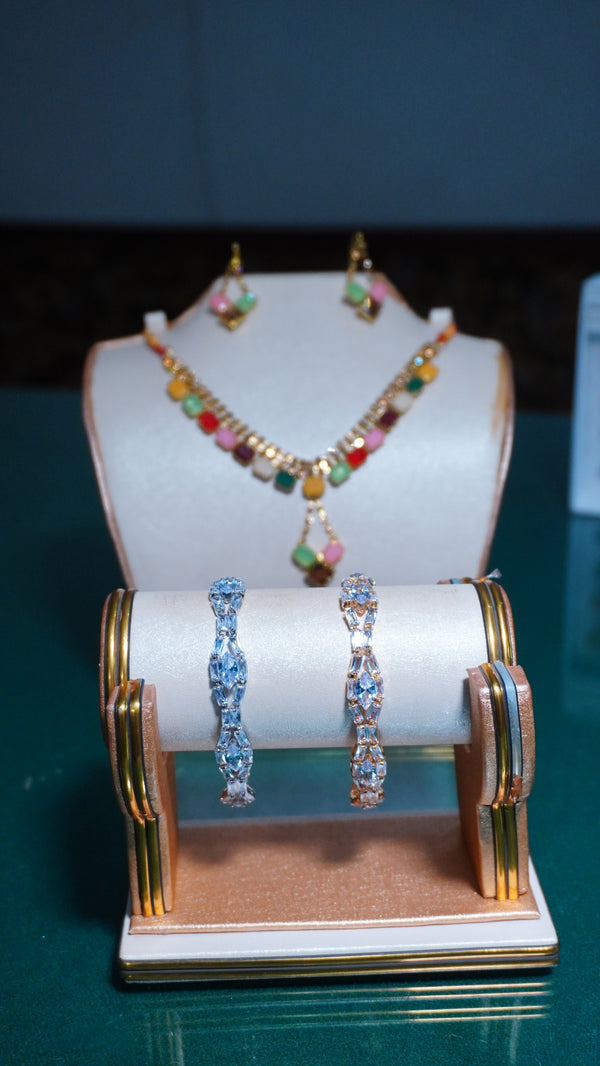 Premium Ladies Bracelet with Diamonds Golden-Silver