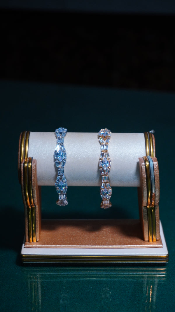 Premium Ladies Bracelet with Diamonds Golden-Silver
