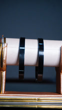 Flat black stainless steel bracelet in rhodium finish
